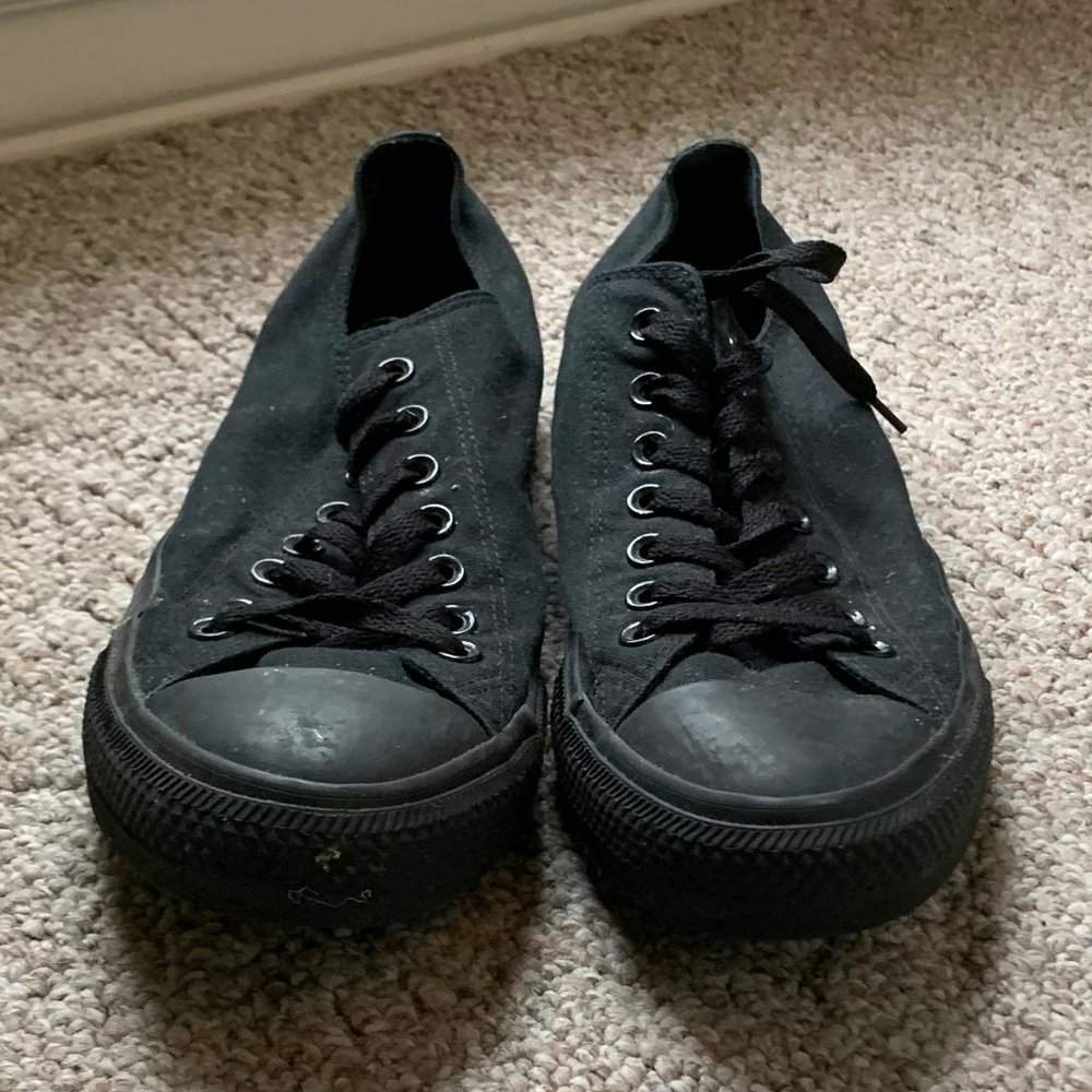 Low Top Converse (Size 12)